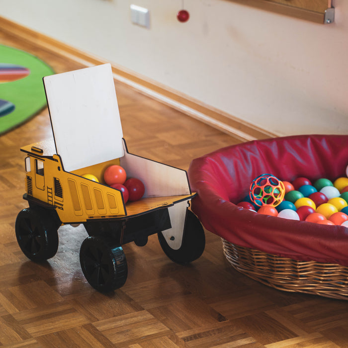 Mamatoyz BamBam Holz-Laster – 2-in-1 Spielzeug & Aufbewahrungsbox ab 3 Jahren