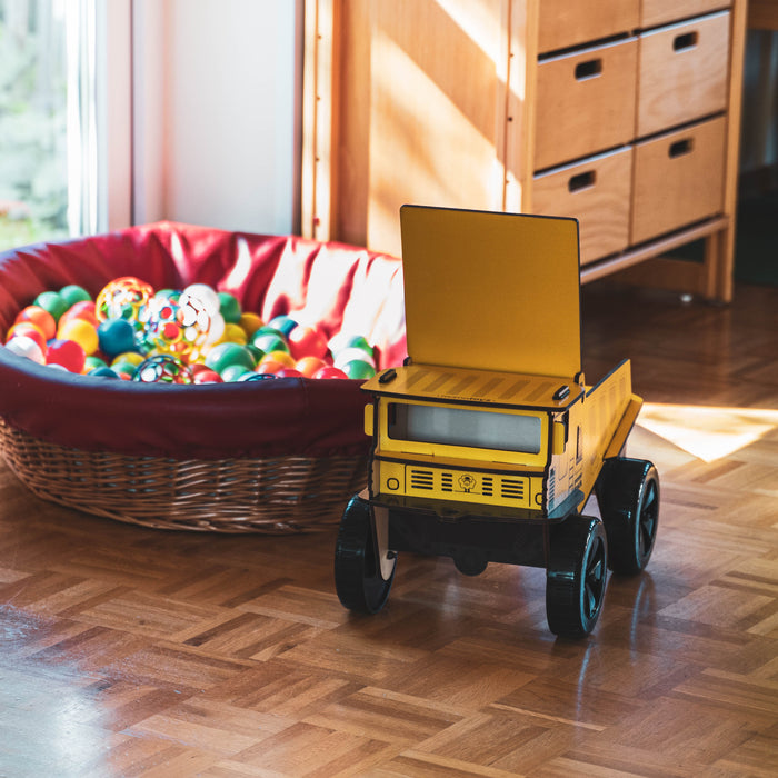 Mamatoyz BamBam Holz-Laster – 2-in-1 Spielzeug & Aufbewahrungsbox ab 3 Jahren