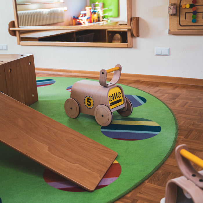 Mamatoyz Racer – Lauflernwagen aus Holz mit einstellbarer Geschwindigkeit & Staufach, ab 10 Monaten
